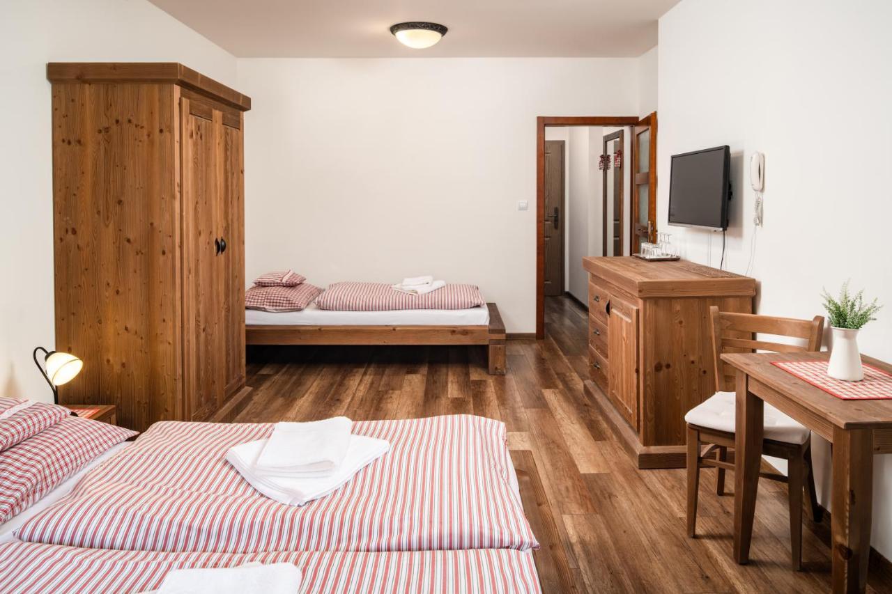 Wellness Hotel Ondrasuv Dvur ビーラー エクステリア 写真