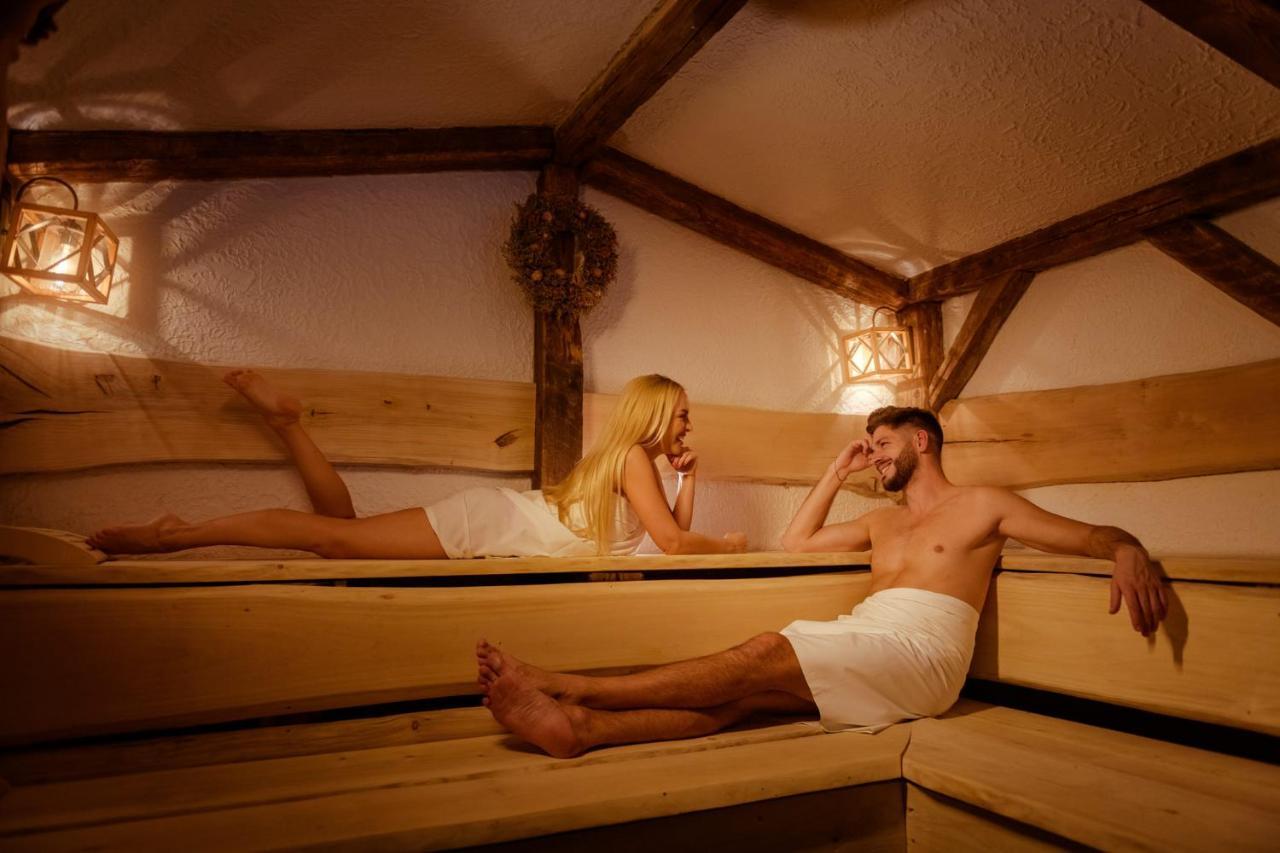 Wellness Hotel Ondrasuv Dvur ビーラー エクステリア 写真